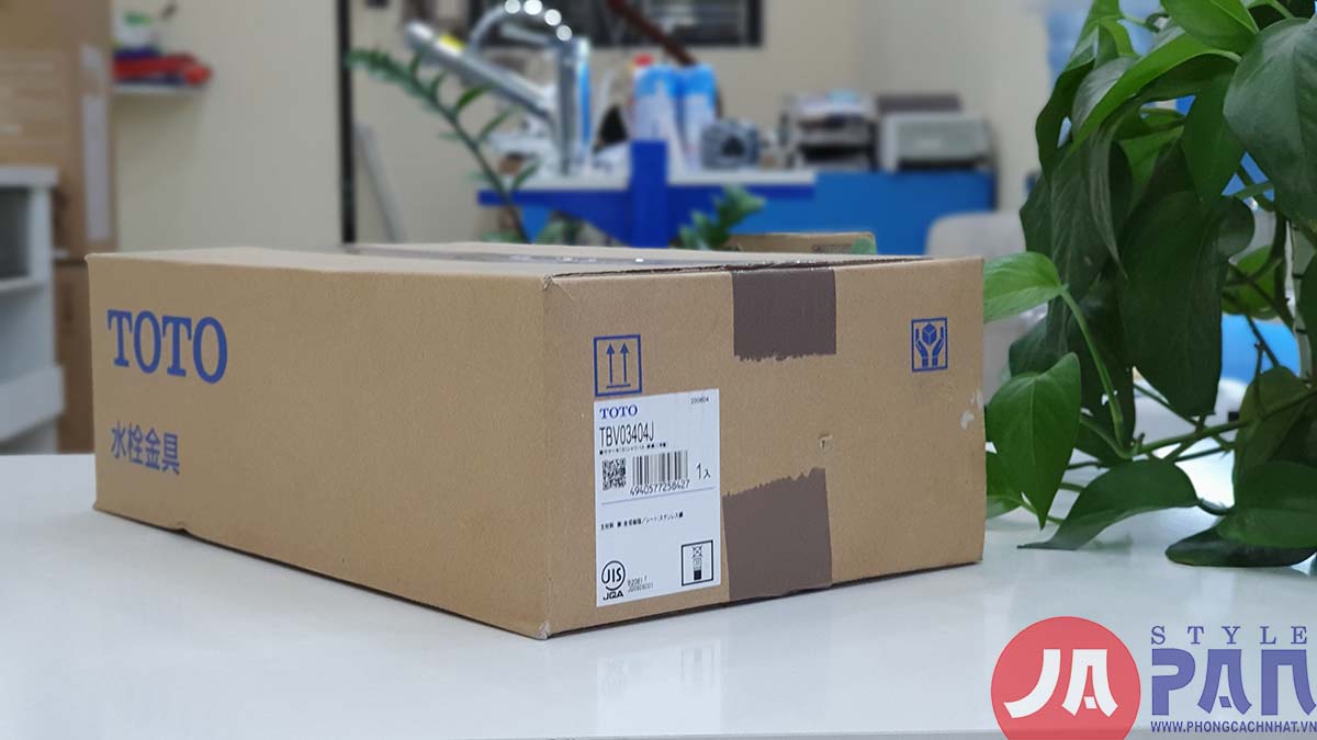 Sen tắm Toto TBV03404J | Nhiệt độ | 3 chế độ phun 2 Sen tắm Toto TBV03404J | Nhiệt độ | 3 chế độ phun - Ảnh 2