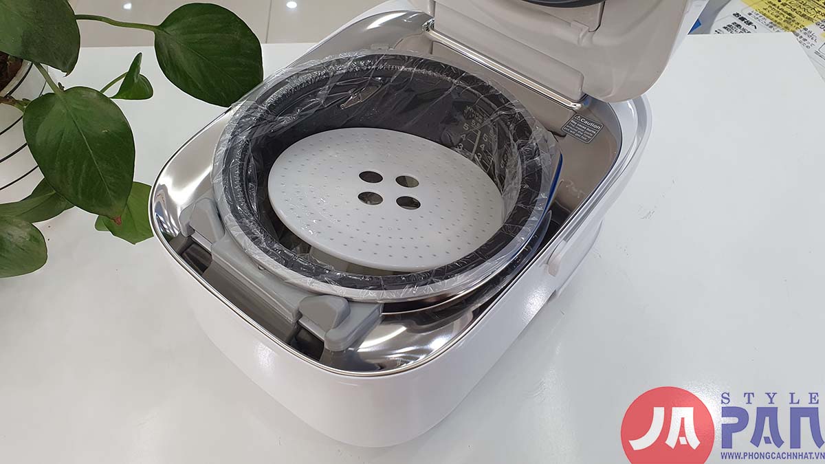 Nồi cơm điện Toshiba RC-DW10GW| 1.0L | 220V | Lõi chuông 8 Nồi cơm điện Toshiba RC-DW10GW| 1.0L | 220V | Lõi chuông - Ảnh 8