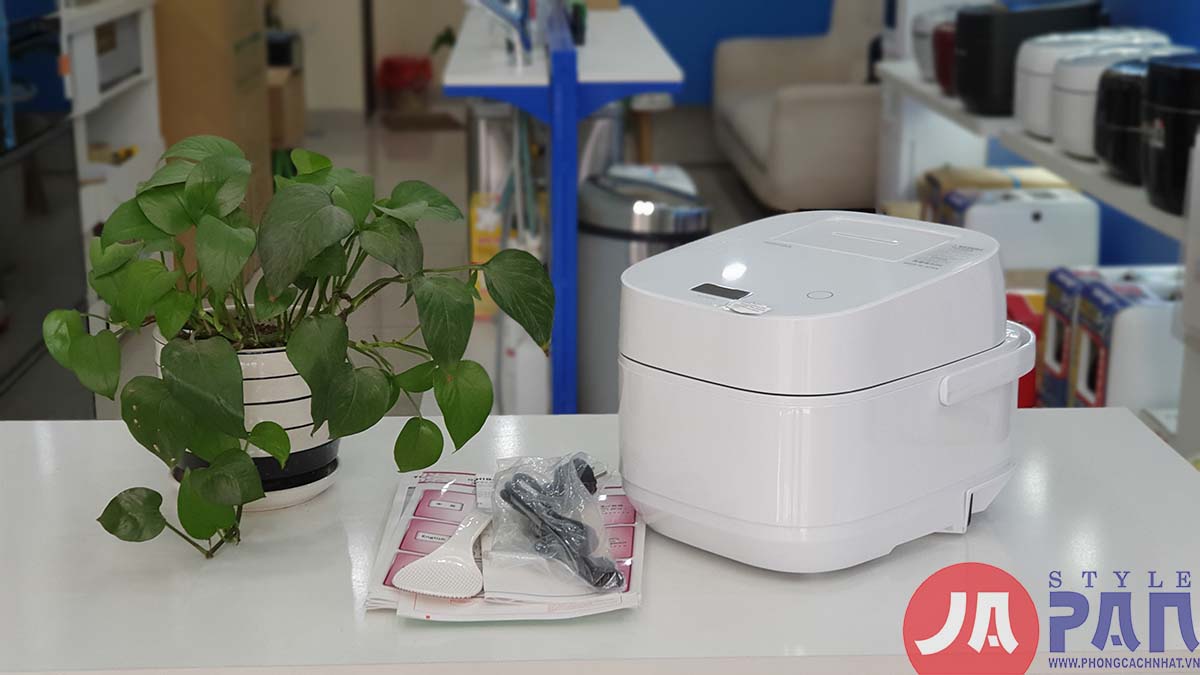 Nồi cơm điện Toshiba RC-DW10GW| 1.0L | 220V | Lõi chuông 3 Nồi cơm điện Toshiba RC-DW10GW| 1.0L | 220V | Lõi chuông - Ảnh 3