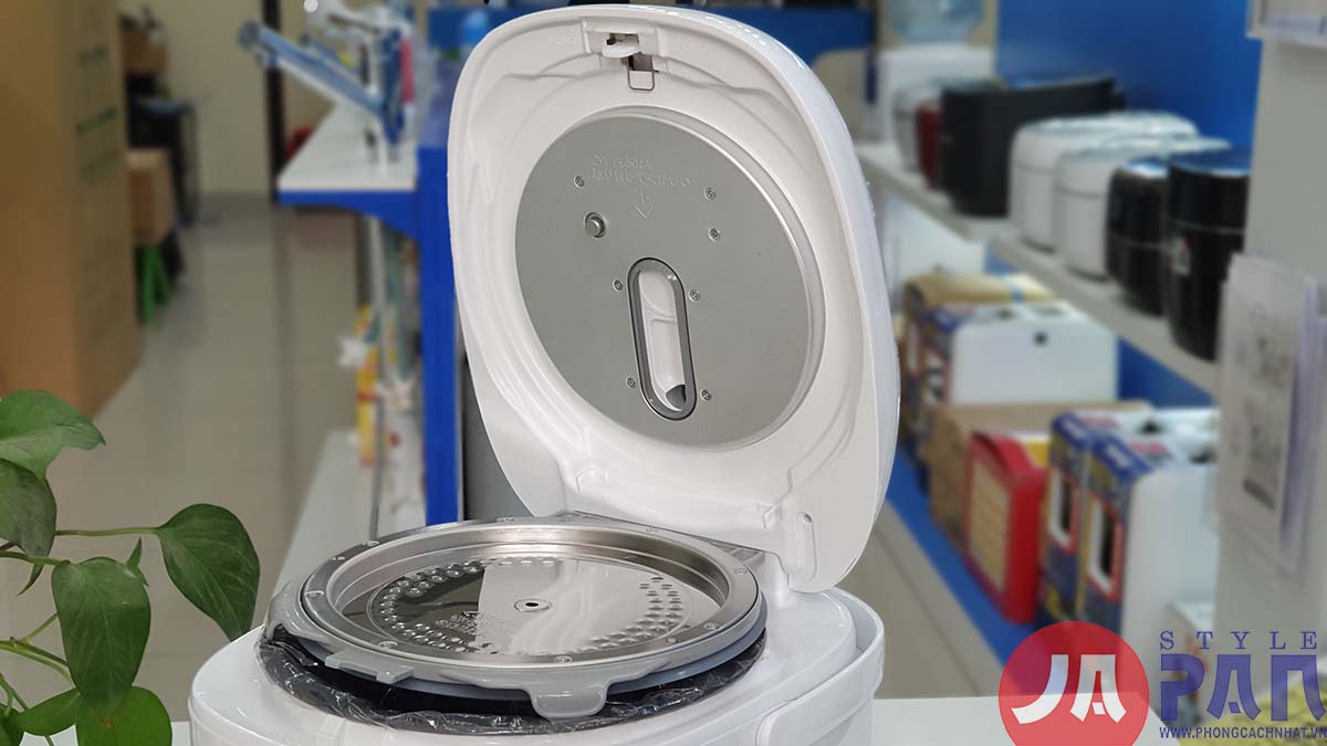 Nồi cơm điện Toshiba RC-DR18LW| 1.8L | 220V | Cao tần 10 Nồi cơm điện Toshiba RC-DR18LW| 1.8L | 220V | Cao tần - Ảnh 10