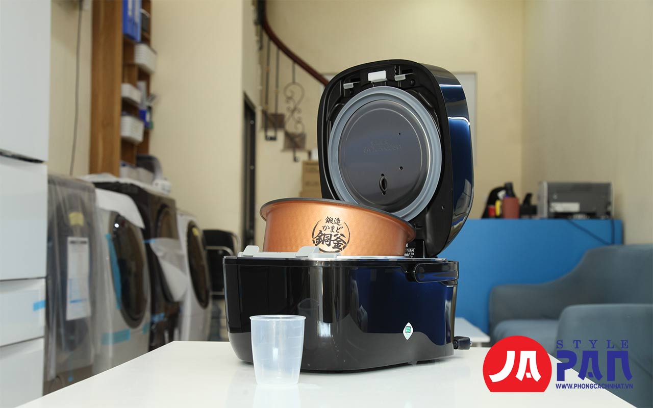 Nồi cơm điện Toshiba RC-18VST (K) |1.8L 6 Nồi cơm điện Toshiba RC-18VST (K) |1.8L - Ảnh 6