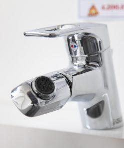 1 1670347959 1759893552 voi rua mat toto tlhg31defr 2