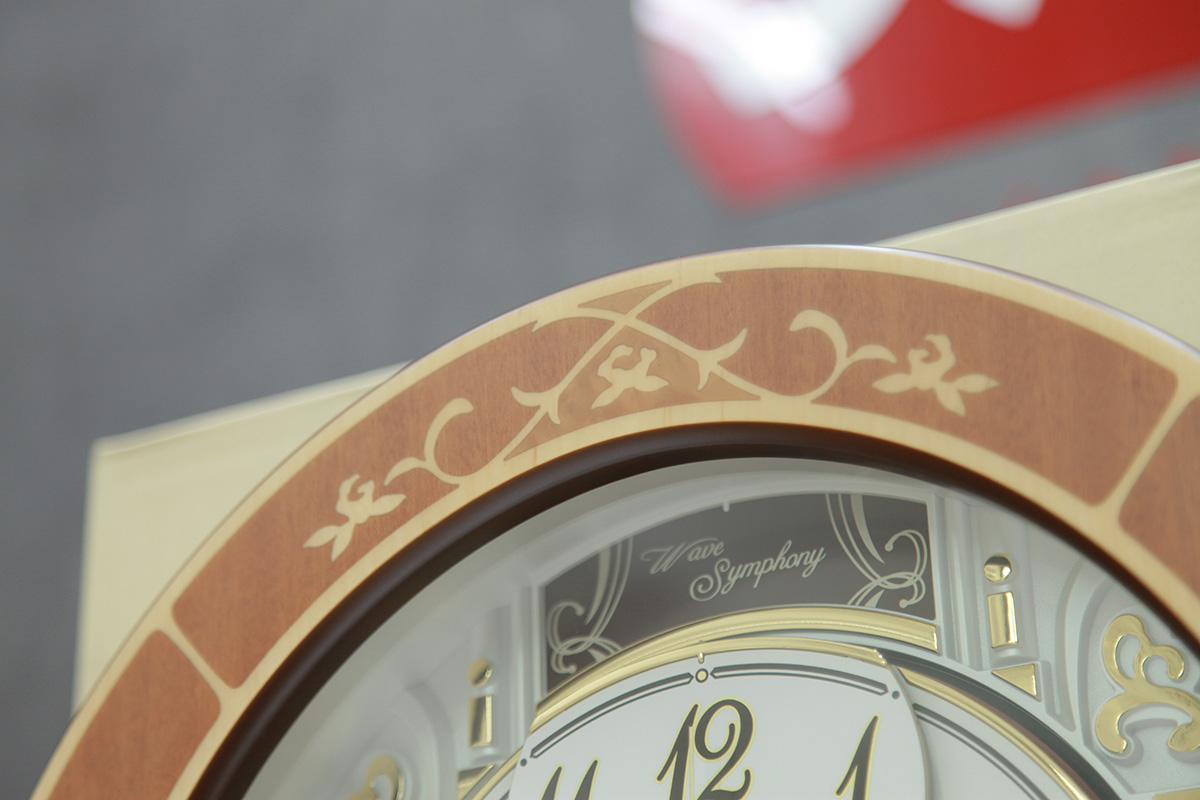 Đồng hồ treo tường Seiko RE580B | Khảm gỗ tự nhiên 13 Đồng hồ treo tường Seiko RE580B | Khảm gỗ tự nhiên - Ảnh 13