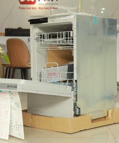 May rua bat Rinnai RSW F402 SV 4