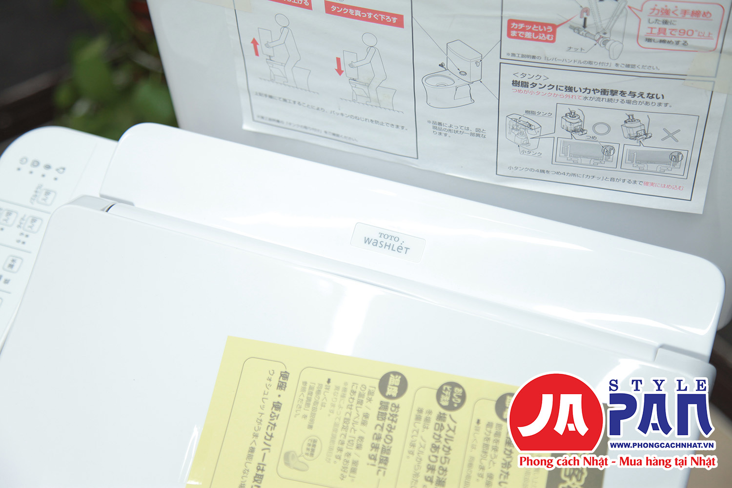 Nắp bồn cầu thông minh Toto TCF2223E | Có chỉnh vị trí vòi 8 Nắp bồn cầu thông minh Toto TCF2223E | Có chỉnh vị trí vòi - Ảnh 8