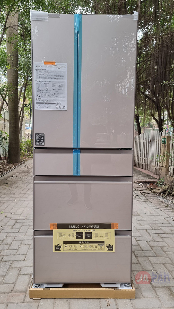 Tủ lạnh Hitachi R-HW60N - Sự lựa chọn hoàn hảo cho một không gian bếp tiện nghi và hiện đại 1 1 1646670791 4518896709 tu lanh hitachi r hw60n xn 3