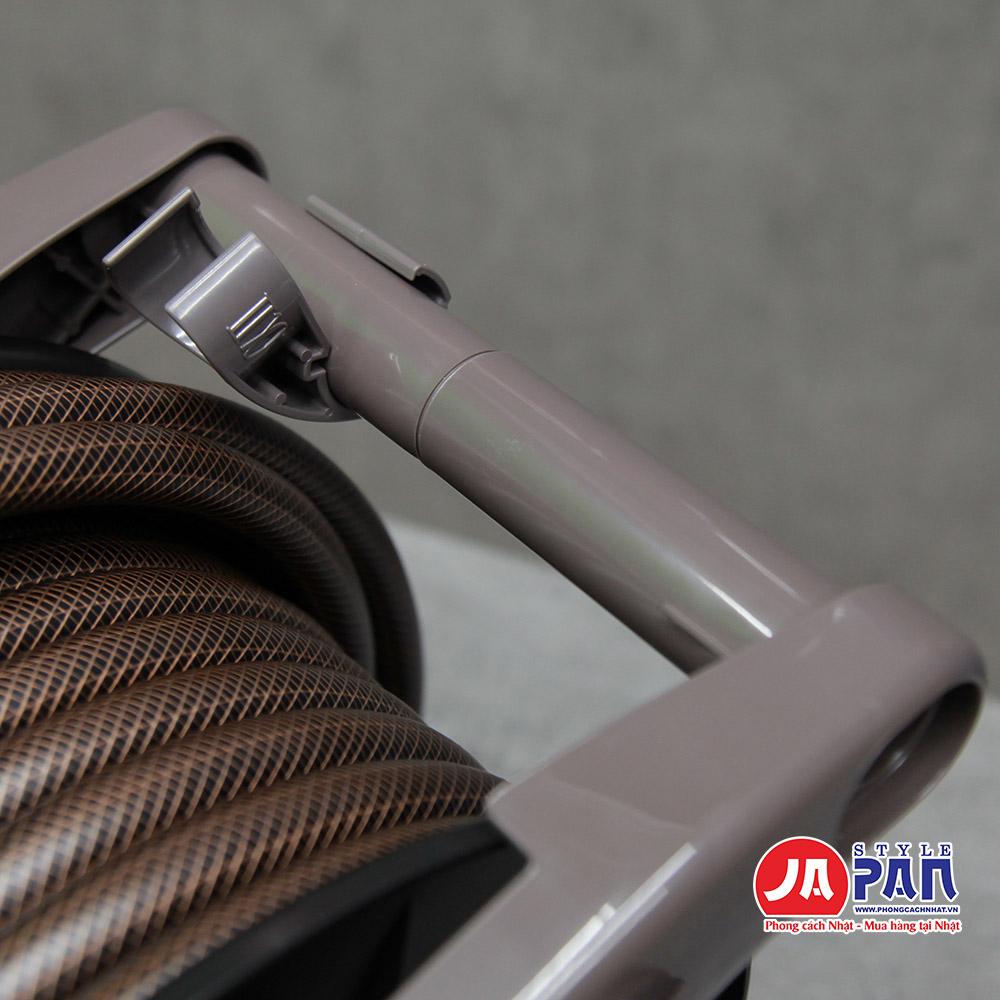 Vòi tưới cây Takagi Tough Brown R330TBR 30m đa năng 8 Vòi tưới cây Takagi R330TBR